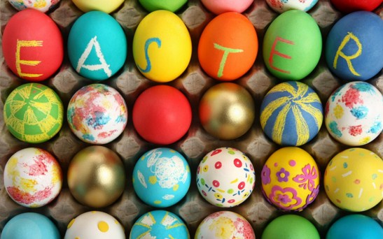 Imagenes del dia de pascuas con huevos de colores